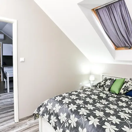 Gardi Apartman Szekszárd Exterior foto