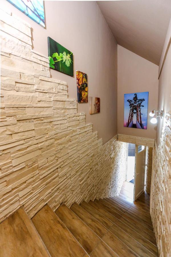 Gardi Apartment