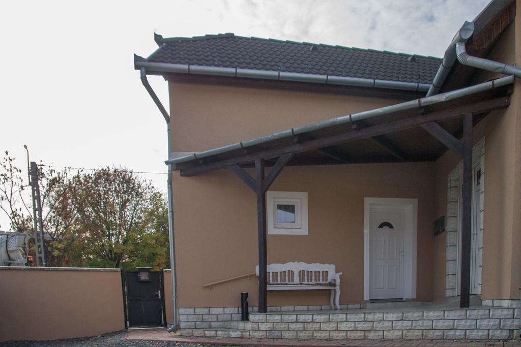 Gardi Apartment