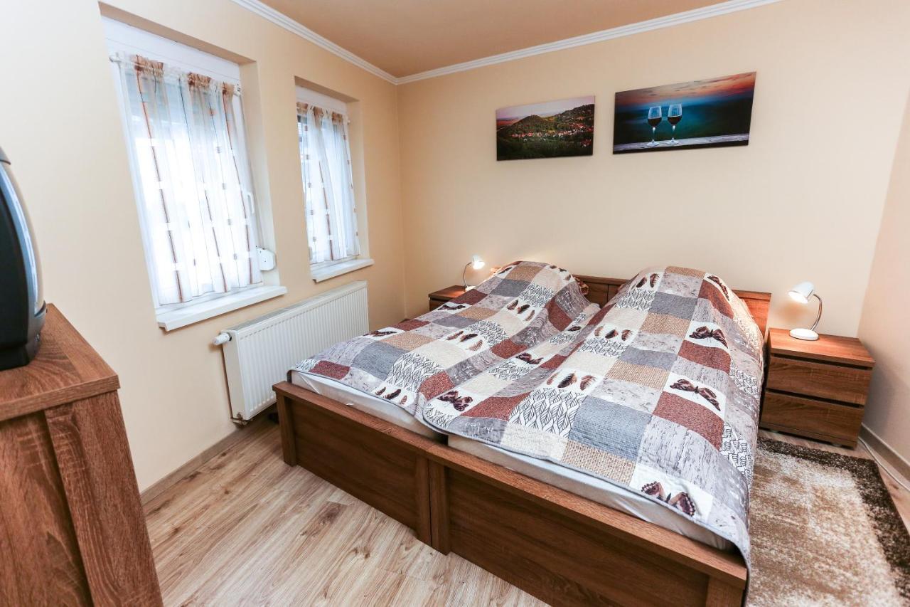 Apartament Gardi Szekszárd