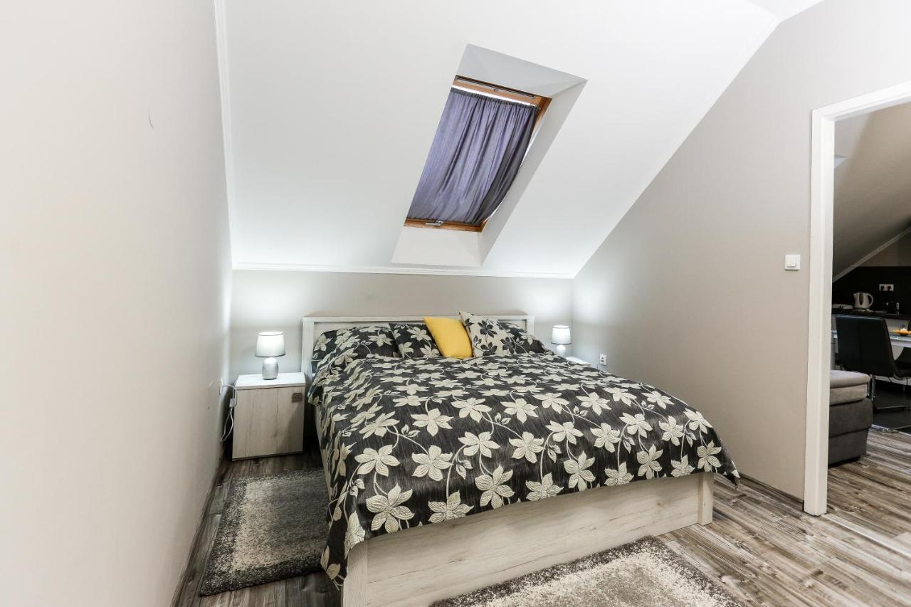 Apartament Gardi *